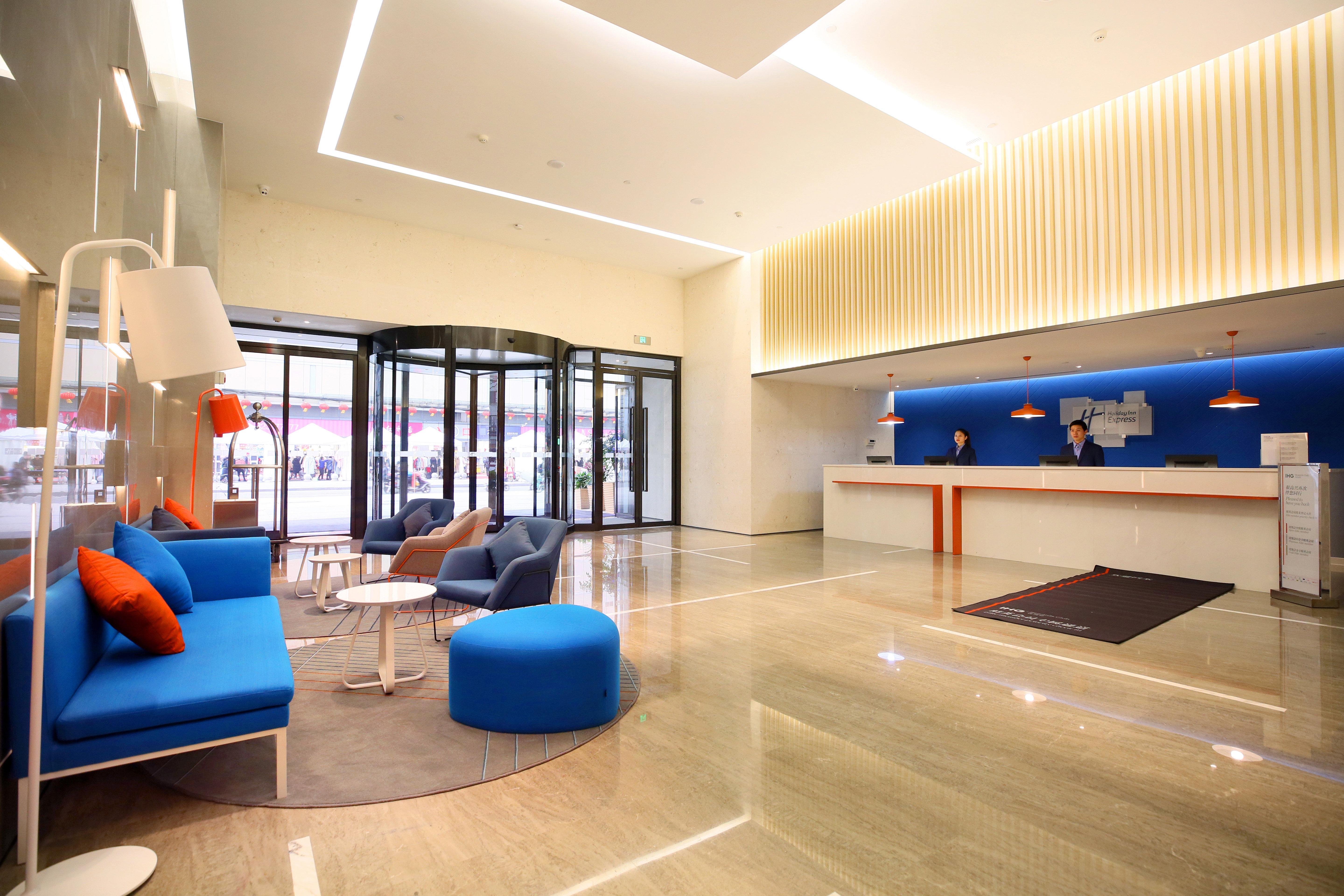 Holiday Inn Express Chengdu North Railway Station By Ihg - Near Panda Base, Near Chunxi Road Eksteriør bilde