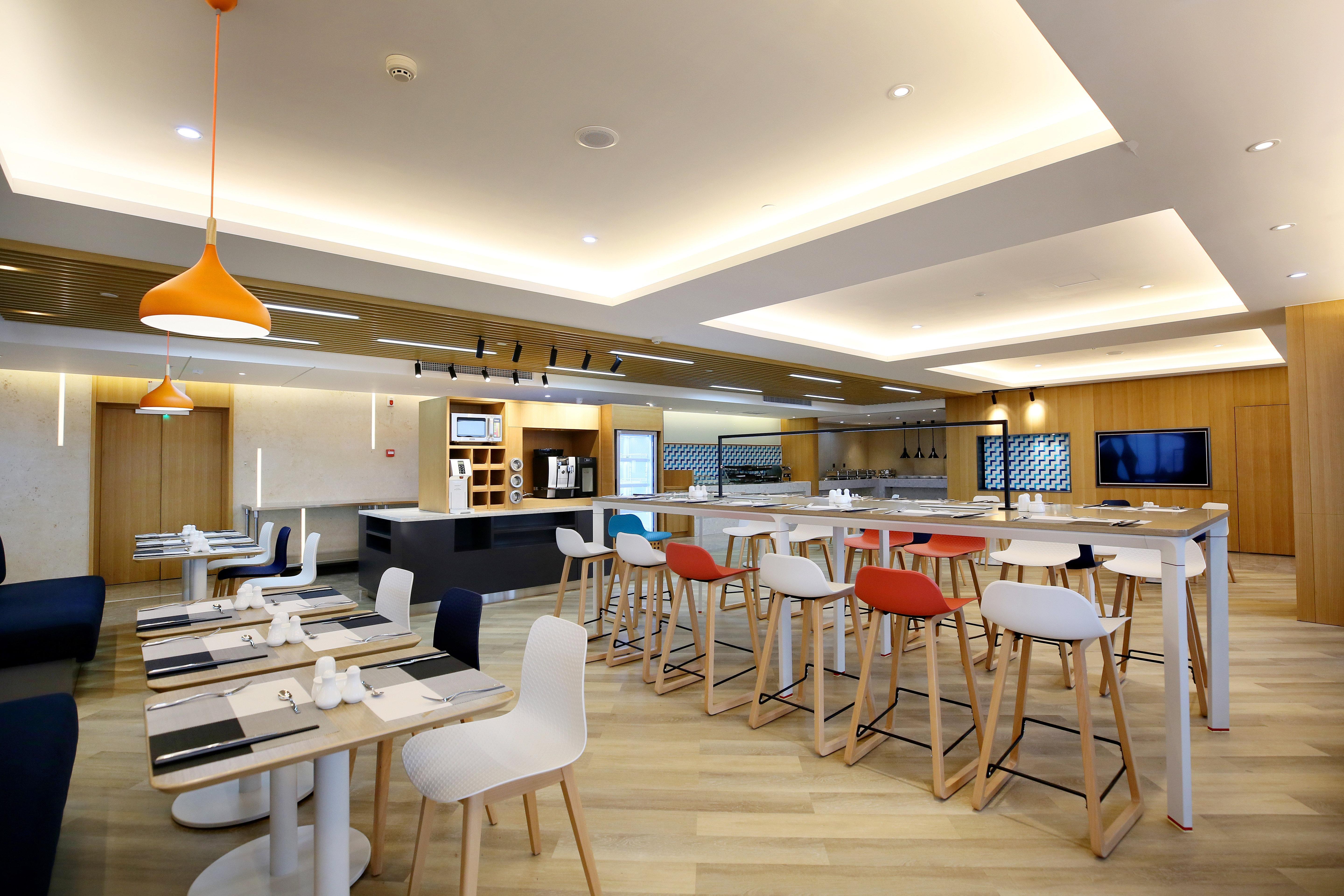 Holiday Inn Express Chengdu North Railway Station By Ihg - Near Panda Base, Near Chunxi Road Eksteriør bilde