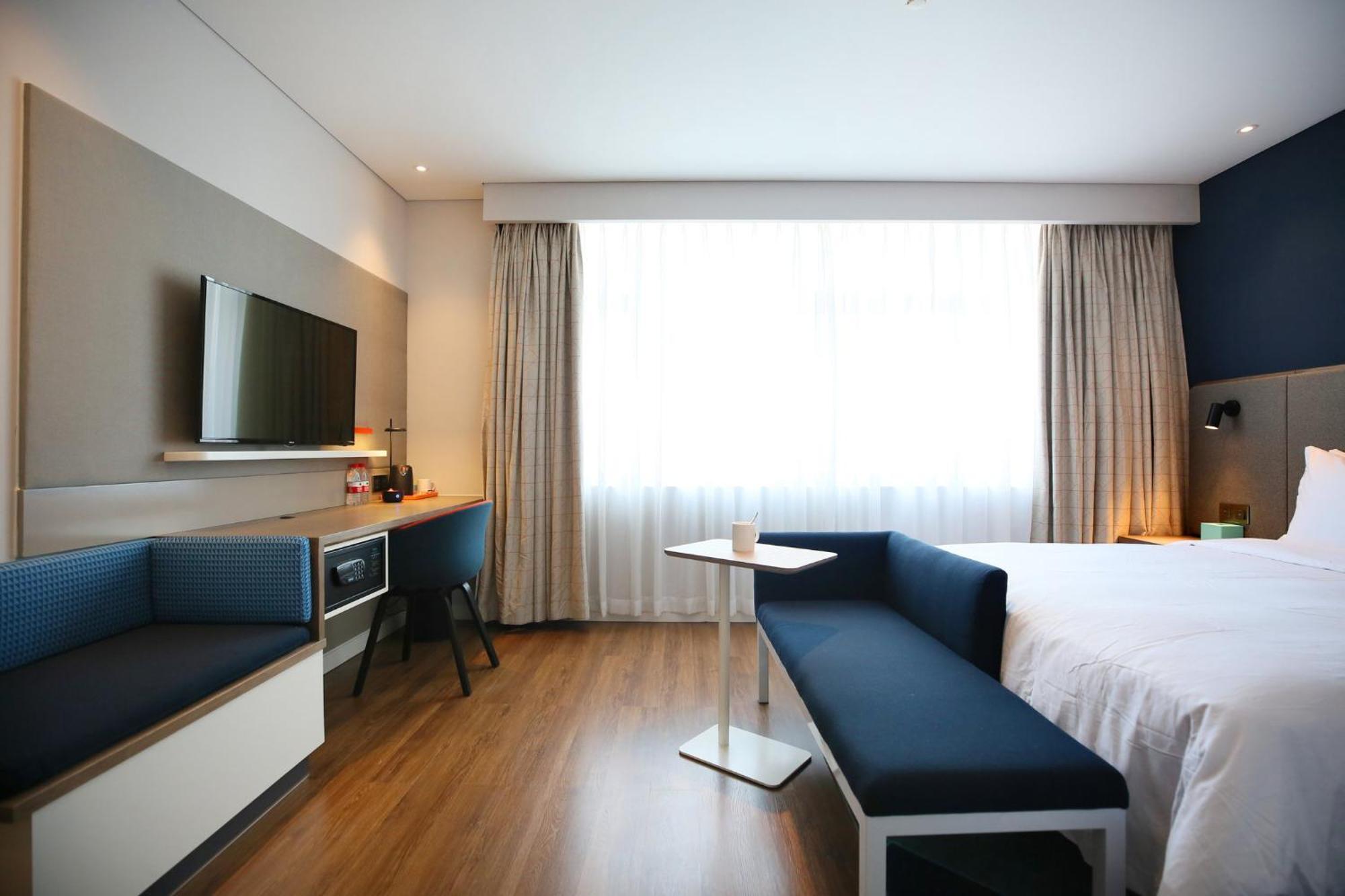 Holiday Inn Express Chengdu North Railway Station By Ihg - Near Panda Base, Near Chunxi Road Eksteriør bilde