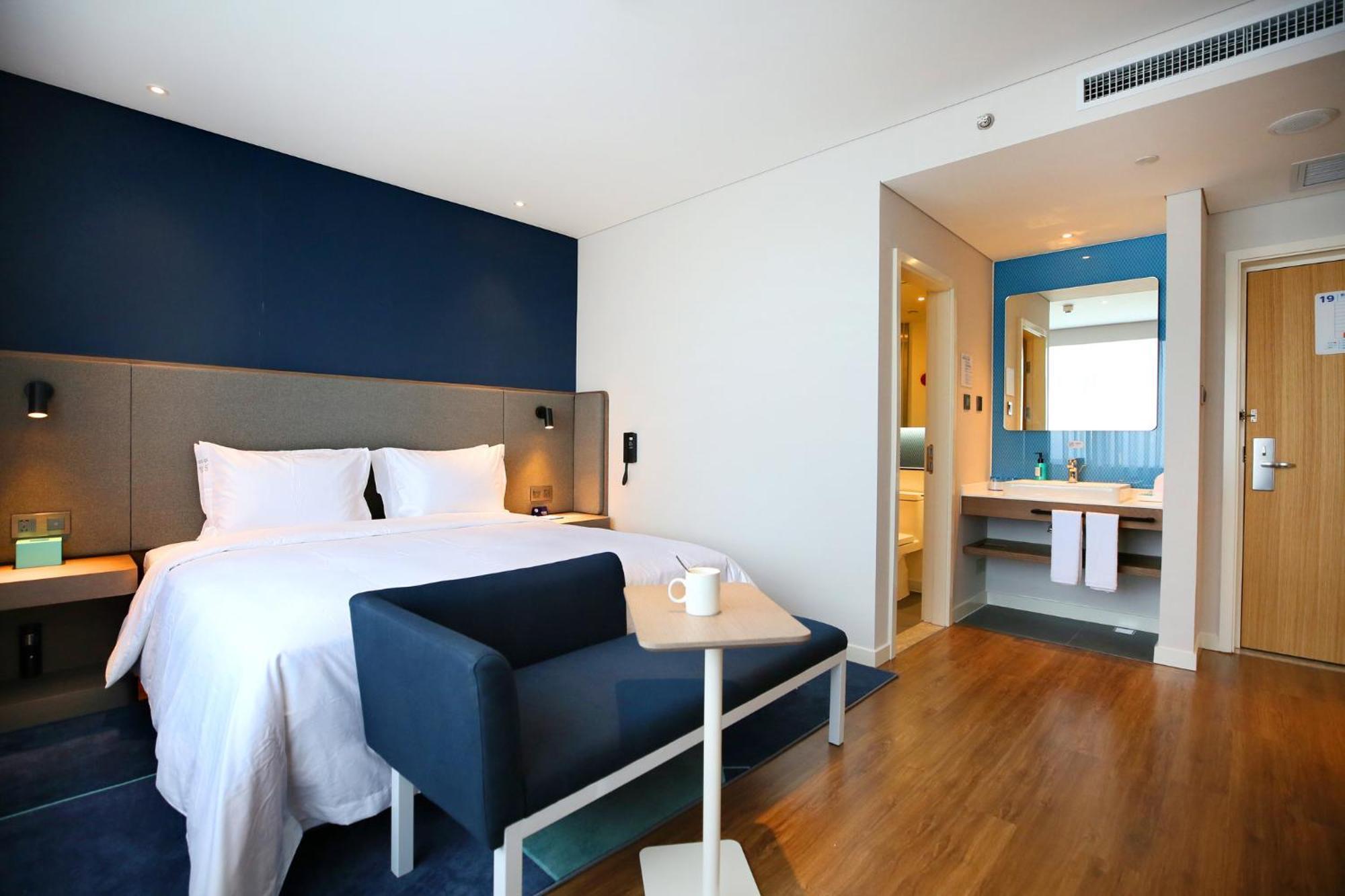 Holiday Inn Express Chengdu North Railway Station By Ihg - Near Panda Base, Near Chunxi Road Eksteriør bilde