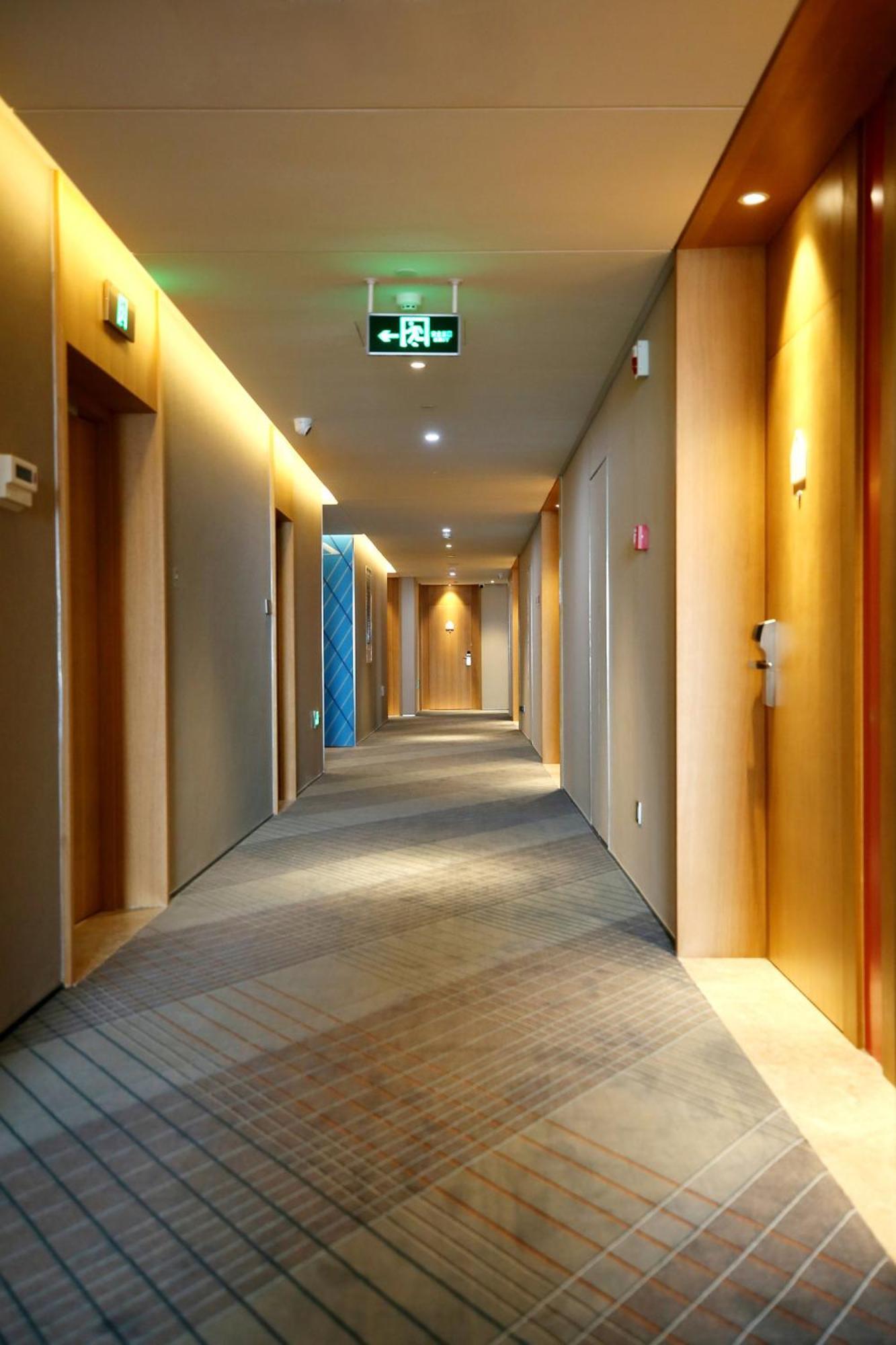 Holiday Inn Express Chengdu North Railway Station By Ihg - Near Panda Base, Near Chunxi Road Eksteriør bilde