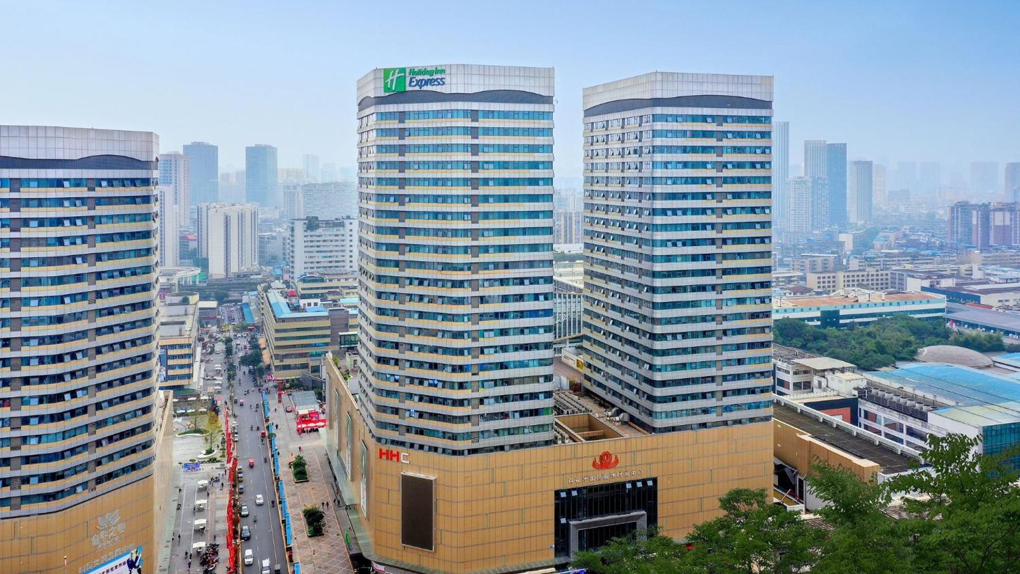 Holiday Inn Express Chengdu North Railway Station By Ihg - Near Panda Base, Near Chunxi Road Eksteriør bilde